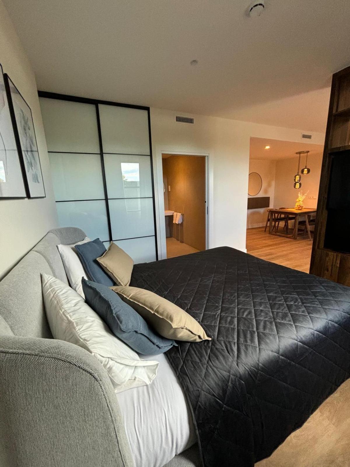 Madrid Suites Moncloa-Aravaca, Solo Check In On Line - Parking Gratuito Екстер'єр фото